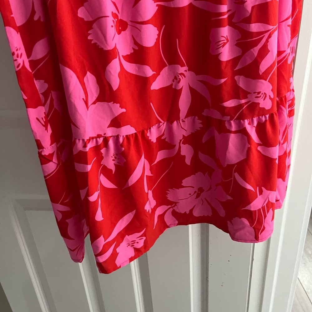 Versatile Flutter Sleeve Red & Pink Floral Resort - Sundress - Party Dress NWOT - Picture 6 of 7